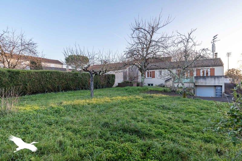 Vente Maison SOYAUX - 4 pièces -100 m² - (16800)