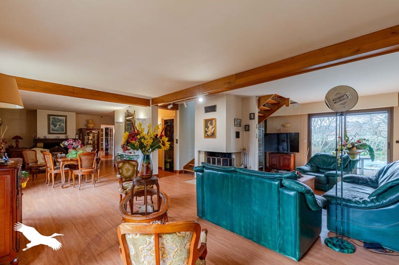 Vente Maison DIGNAC - 6 pièces -205 m² - (16410)
