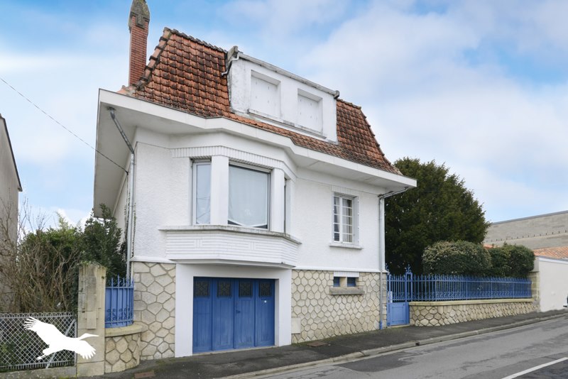 Vente Maison SOYAUX - 7 pièces -176 m² - (16800)
