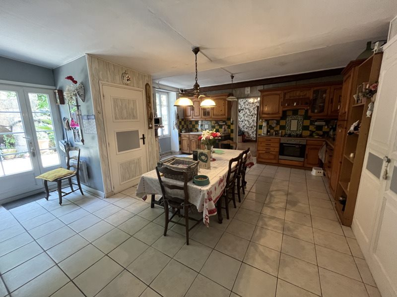 Vente Maison GARAT - 6 pièces -178 m² - (16410)