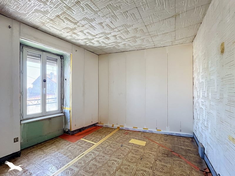 Vente Maison SOYAUX - 2 pièces -70 m² - (16800)