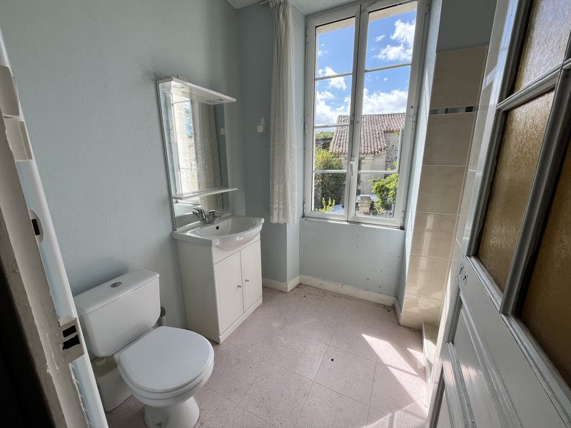 Vente Maison Dirac - 9 pièces -180 m² - (16410)