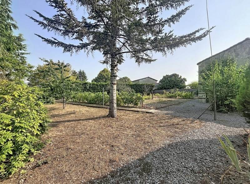 Vente Maison Garat - 4 pièces -101 m² - (16410)
