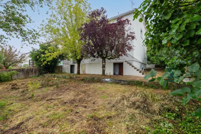 Vente Maison Soyaux - 6 pièces -116 m² - (16800)