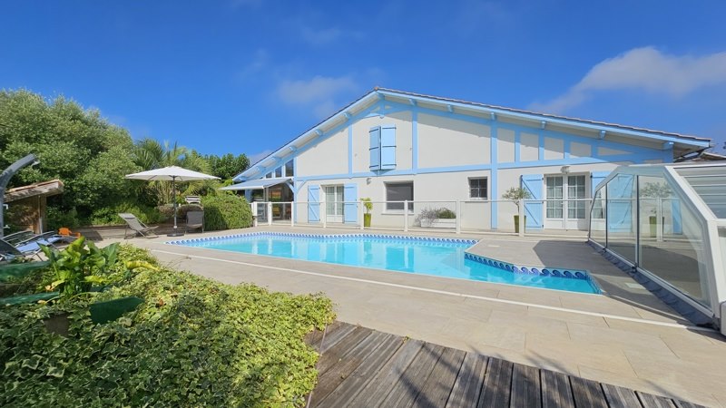 Vente Maison TALLER - 5 pièces -220 m² - (40260)