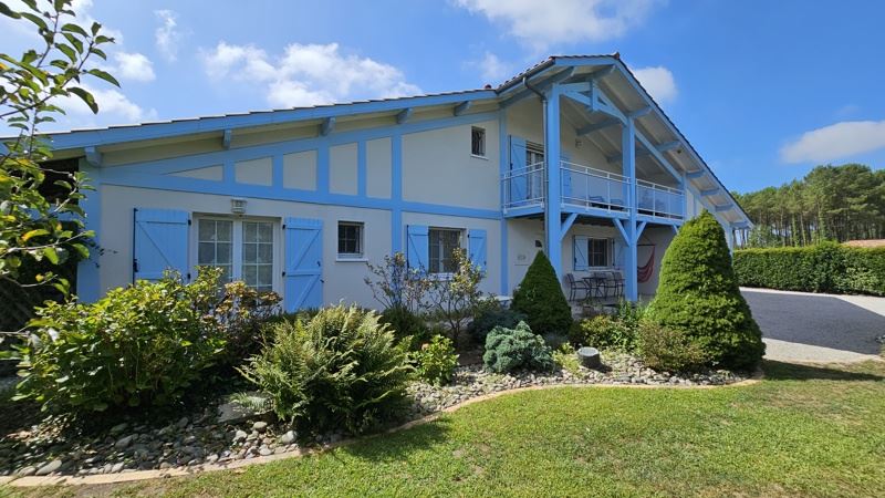 Vente Maison TALLER - 5 pièces -220 m² - (40260)