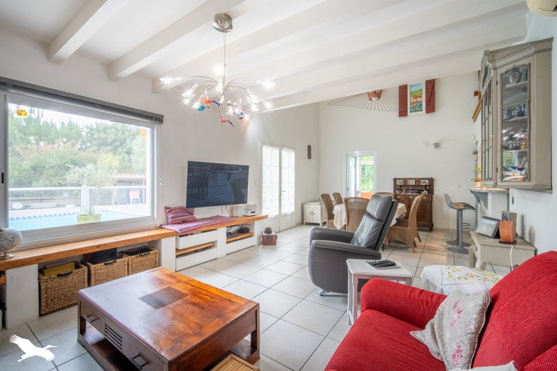 Vente Maison TALLER - 5 pièces -220 m² - (40260)