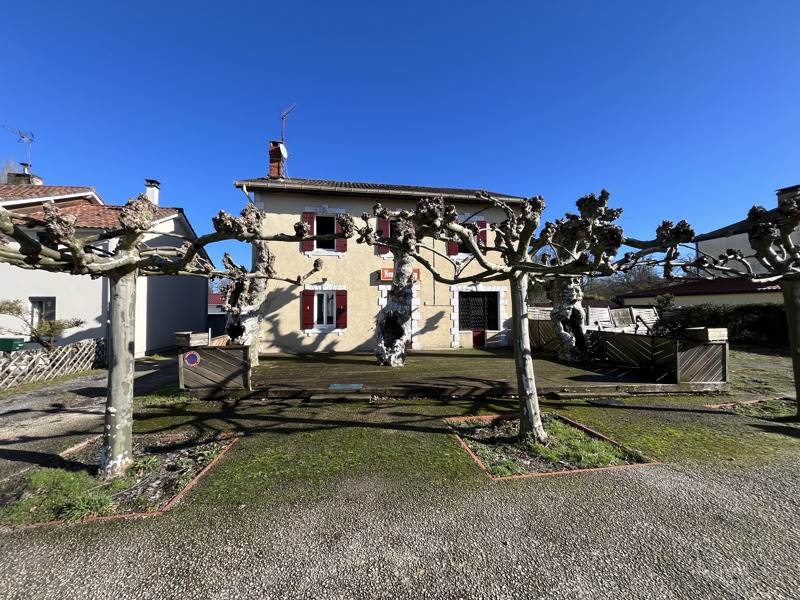 Vente Maison LALUQUE - 7 pièces -220 m² - (40465)
