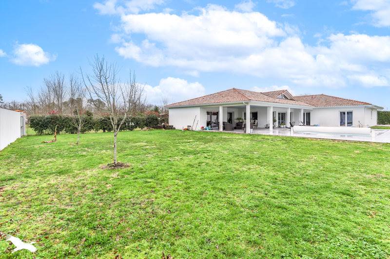 Vente Maison LALUQUE - 6 pièces -287 m² - (40465)