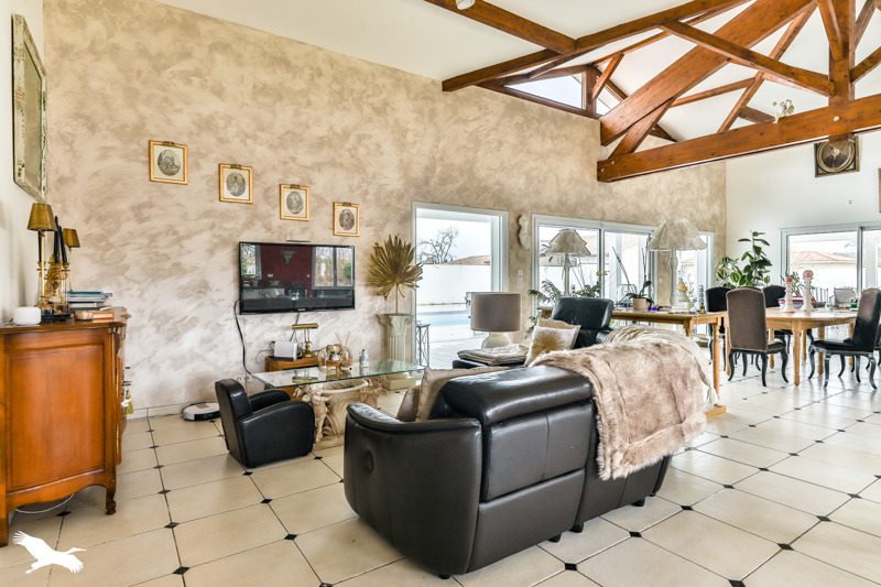 Vente Maison LALUQUE - 6 pièces -287 m² - (40465)