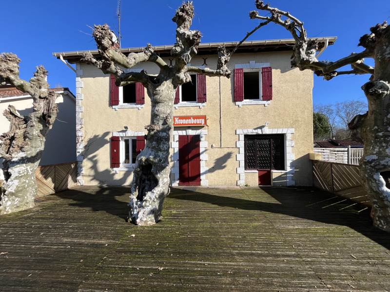 Vente Maison LALUQUE - 7 pièces -220 m² - (40465)
