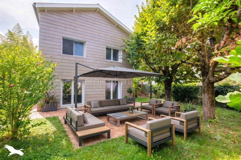 Vente Maison VILLEURBANNE - 5 pièces -135 m² - (69100)