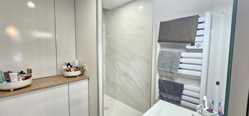 Vente Appartement VILLEURBANNE - 2 pièces -52 m² - (69100)