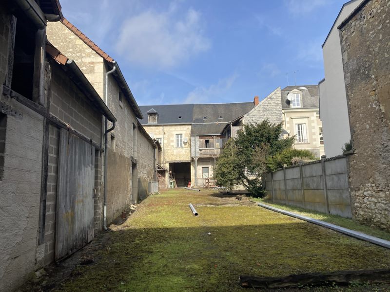 Vente Maison VALENCAY - 15 pièces -450 m² - (36600)