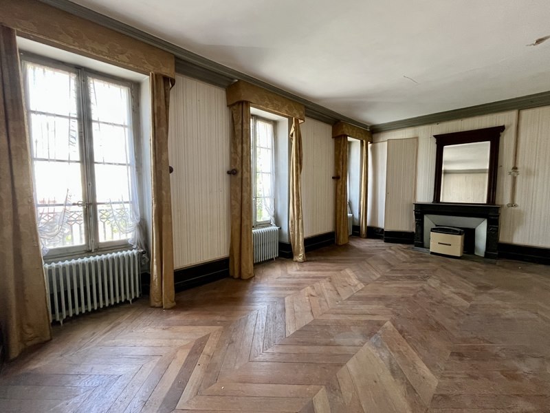 Vente Maison VALENCAY - 10 pièces -258 m² - (36600)