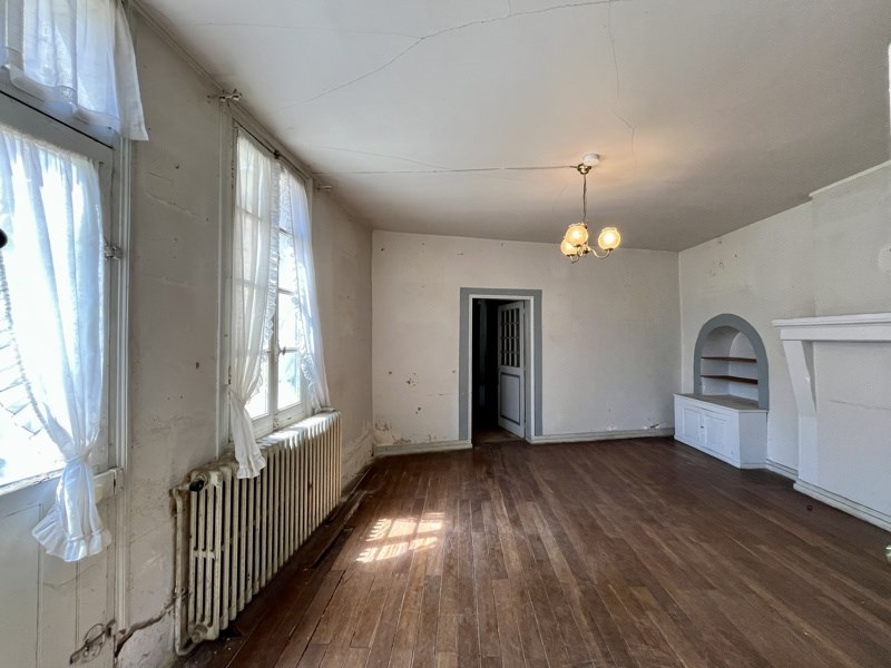 Vente Maison VALENCAY - 10 pièces -258 m² - (36600)