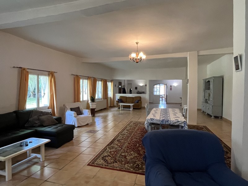 Vente Maison LUCAY LE MALE - 10 pièces -480 m² - (36360)