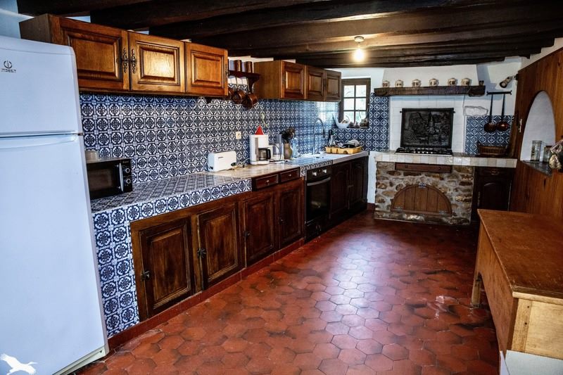 Vente Maison ANJOUIN - 7 pièces -254 m² - (36210)