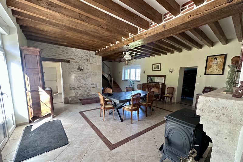 Vente Maison CHEMERY - 6 pièces -207 m² - (41700)