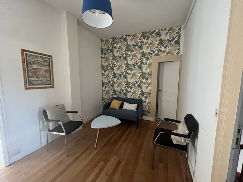 Vente Maison COUR CHEVERNY - 8 pièces -201 m² - (41700)