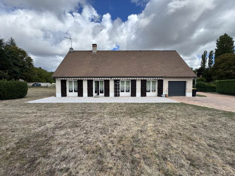 Vente Maison CHEVERNY - 6 pièces -145 m² - (41700)