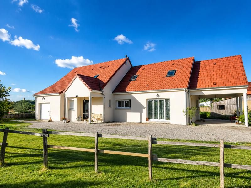 Maison 5 pièces 212 m² · à Mont-près-Chambord · 212 m² · 369 600 €