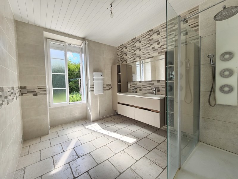 Vente Maison CELLETTES - 8 pièces -143 m² - (41120)