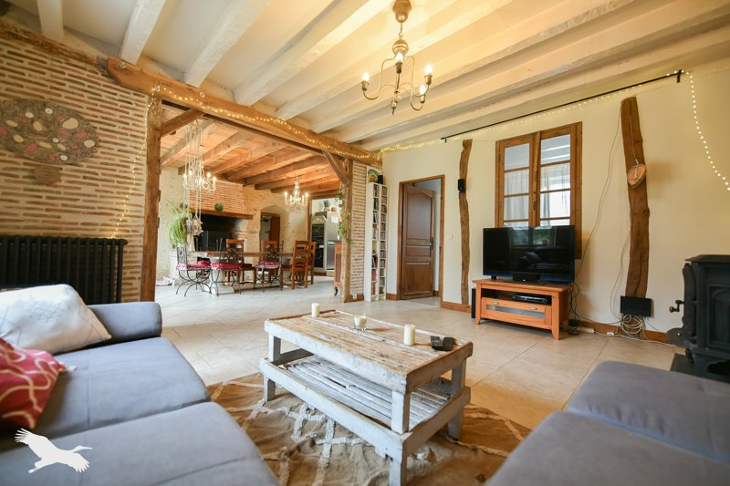 Vente Maison ST CLAUDE DE DIRAY - 6 pièces -192 m² - (41350)