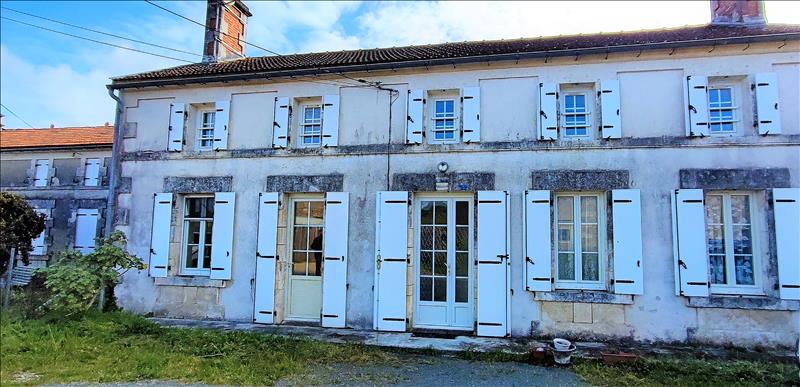 Vente Maison BOSCAMNANT - 7 pièces -162 m² - (17360)