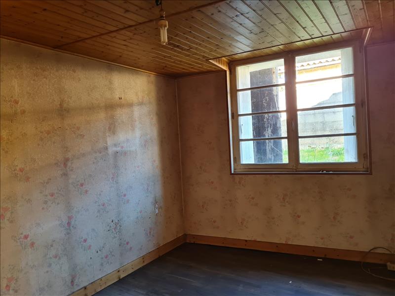 Vente Maison BROSSAC - 3 pièces -77 m² - (16480)