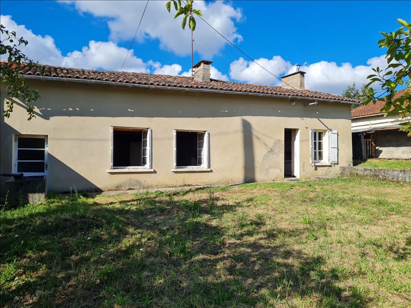 Vente Maison BROSSAC - 3 pièces -77 m² - (16480)