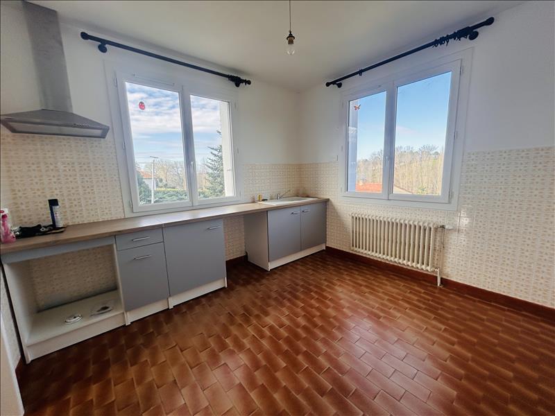 Vente Maison LA ROCHE CHALAIS - 6 pièces -125 m² - (24490)
