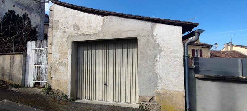 Vente Maison LA ROCHE CHALAIS - 4 pièces -93 m² - (24490)