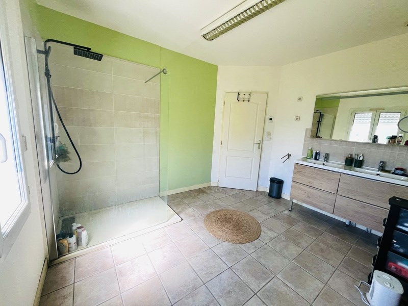 Vente Maison CHALAIS - 5 pièces -125 m² - (16210)