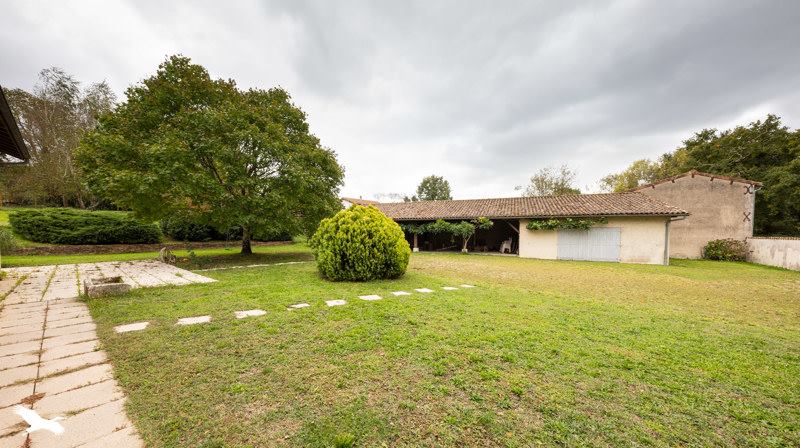 Vente Maison LA ROCHE CHALAIS - 7 pièces -274 m² - (24490)