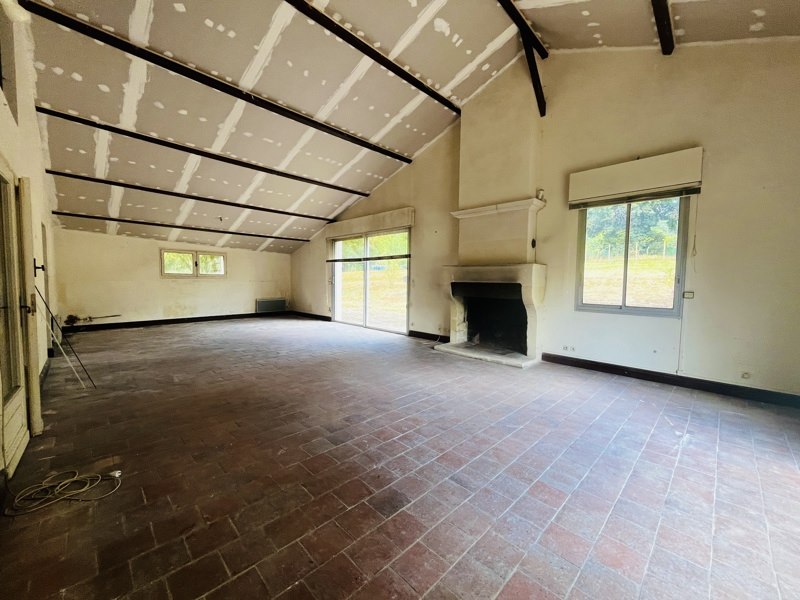 Vente Maison LA ROCHE CHALAIS - 7 pièces -274 m² - (24490)