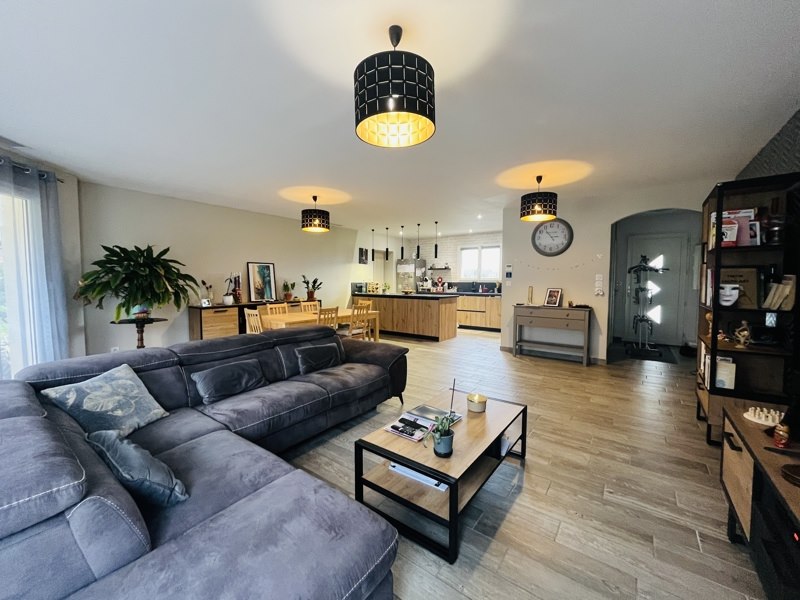 Vente Maison LA ROCHE CHALAIS - 5 pièces -126 m² - (24490)
