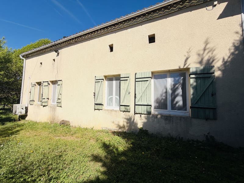 Vente Maison ST MARTIN DE COUX - 5 pièces -147 m² - (17360)