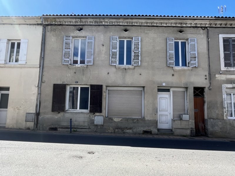 Maison de Bourg à La Roche-Chalais