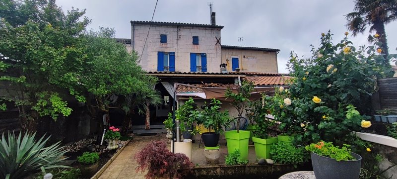 Maison de Bourg à La Roche-Chalais