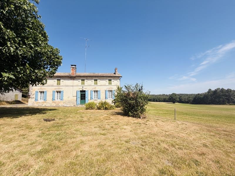 Vente Maison ST AIGULIN - 3 pièces -89 m² - (17360)