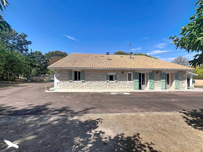 Maison 4 pièces 115 m² · à Saint-Aigulin · 115 m² · 213 000 €