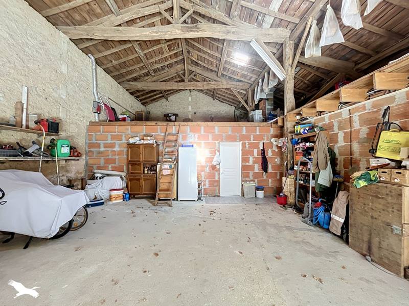 Vente Maison ST AIGULIN - 4 pièces -115 m² - (17360)