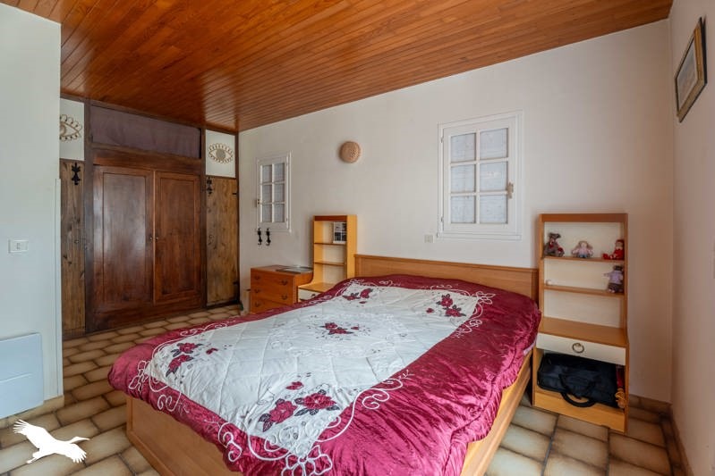 Vente Maison ST AIGULIN - 4 pièces -127 m² - (17360)