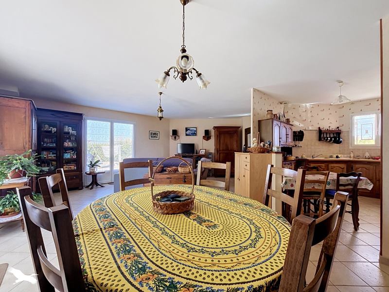 Vente Maison Saint-Aigulin - 3 pièces -95 m² - (17360)