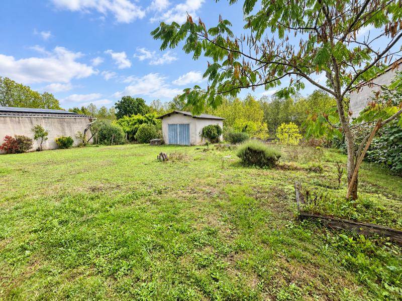 Vente Maison Saint-Aigulin - 3 pièces -73 m² - (17360)