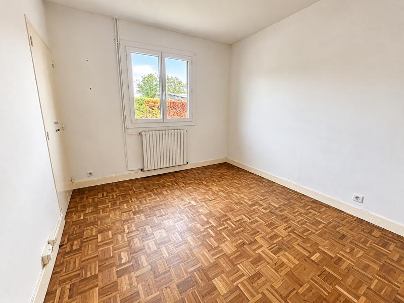 Vente Maison Saint-Aigulin - 3 pièces -73 m² - (17360)