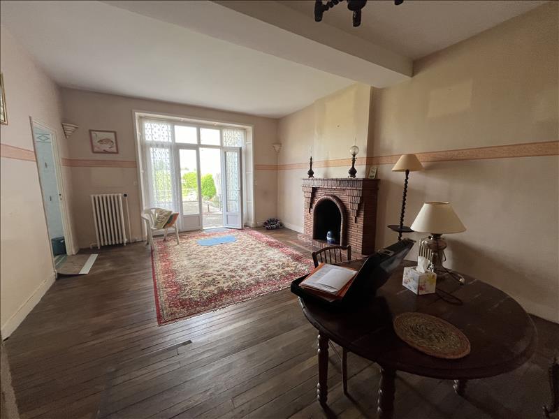 Vente Maison RIBERAC - 7 pièces -210 m² - (24600)