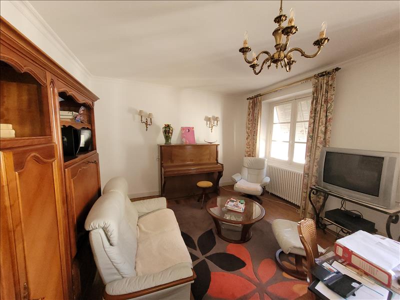 Vente Maison RIBERAC - 20 pièces -190 m² - (24600)