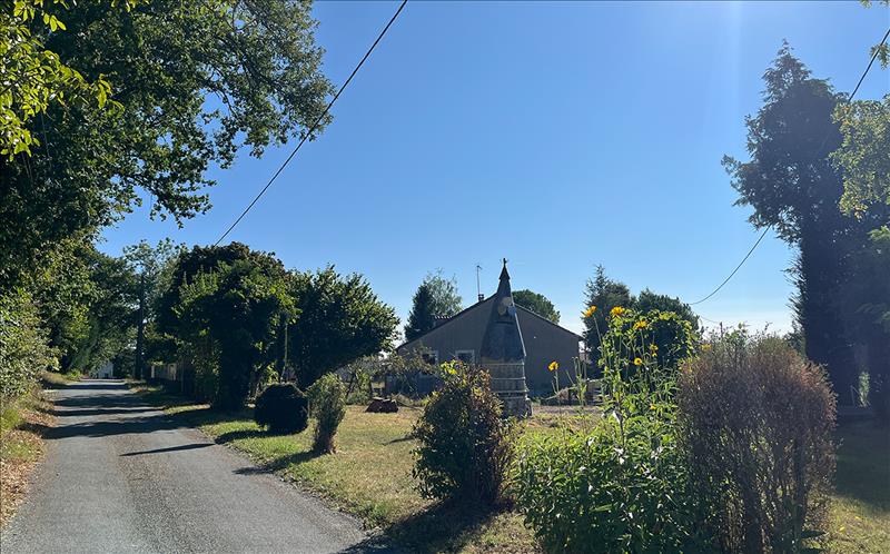 Vente Terrain VILLETOUREIX - -420 m² - (24600)